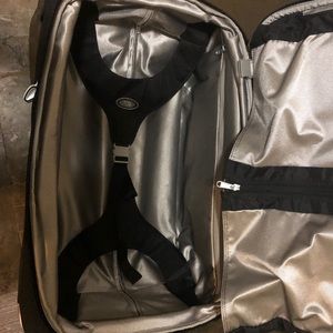 Tumi suiter. Excellent condition